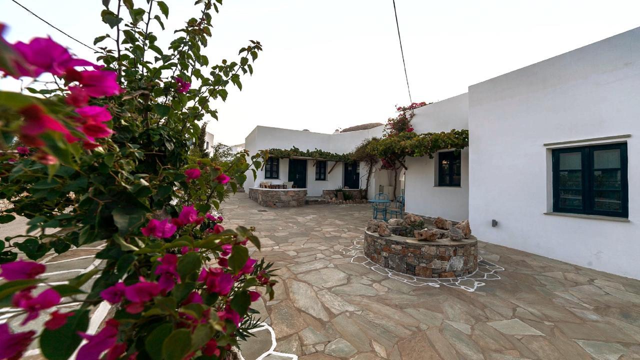 Coral Apartment Karavostasis (Folegandros)